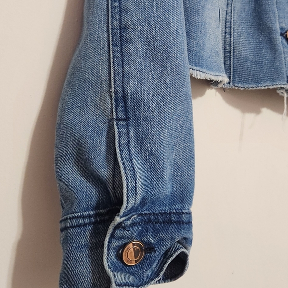 Fashion Nova denim Yacket - Picture 6 of 7